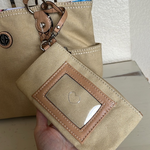 🆕 Giani Bernini canvas tote - Picture 2 of 13